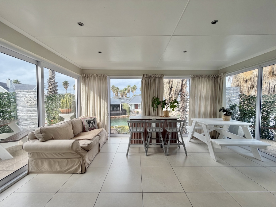 6 Bedroom Property for Sale in Marina Martinique Eastern Cape